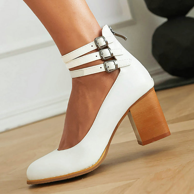 Freya™ | Elegant smooth sandals with ankle straps and thick heels for a sophisticated look