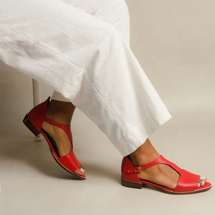 ALBINA | Elegant flat open sandals with straps for a refined look
