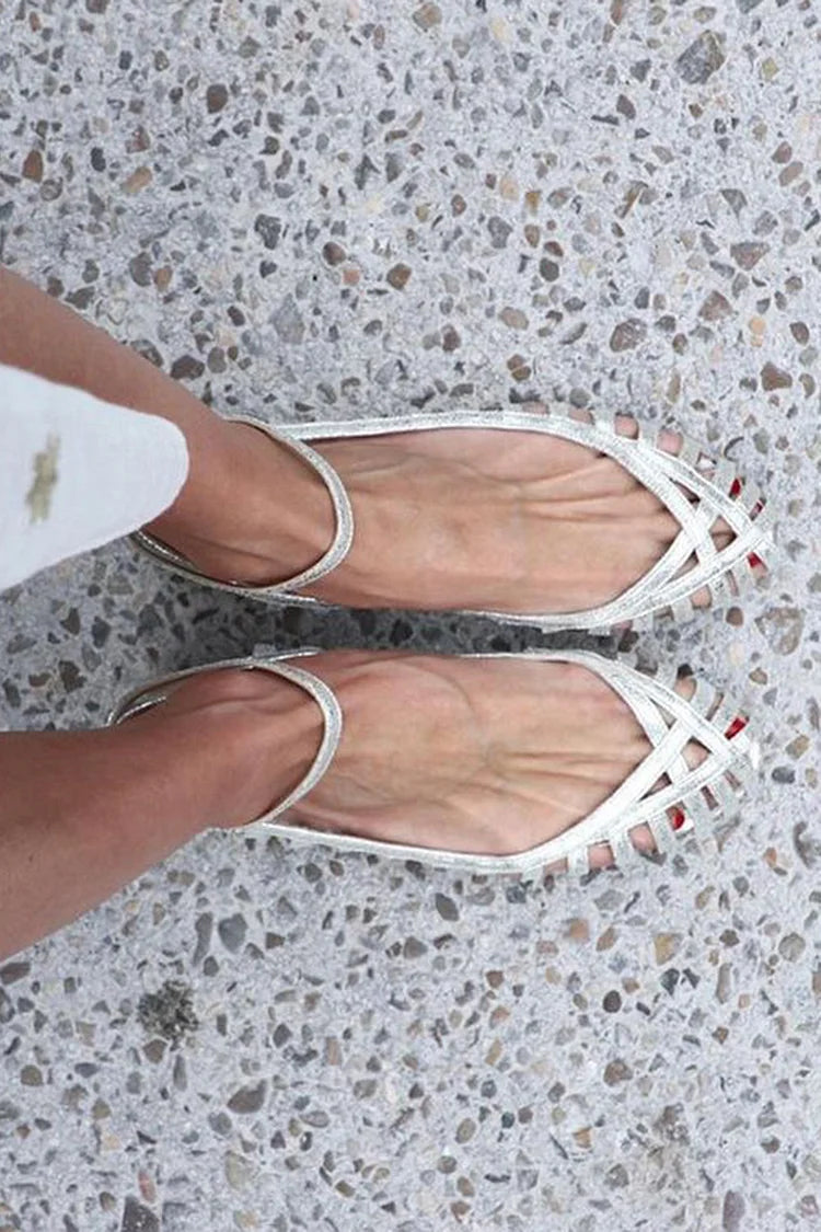 GIADA | Elegant woven ballerina flats with ankle strap for a sophisticated style