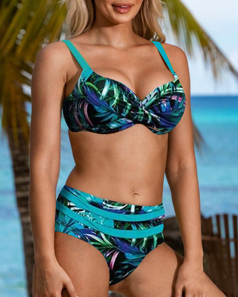 Serena – Leaf Print High-Waisted Bikini