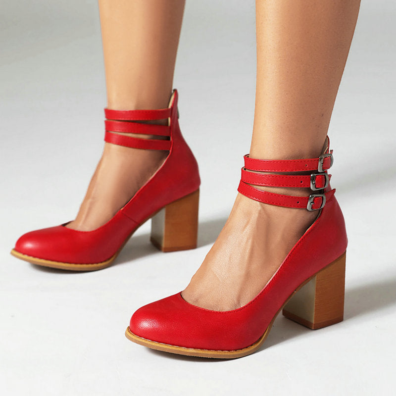 Freya™ | Elegant smooth sandals with ankle straps and thick heels for a sophisticated look