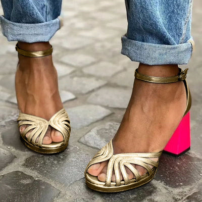 Olivia™ | Elegant ankle strap sandals with open toe for a sophisticated style